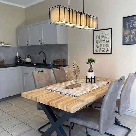 Naturnahes, Neu Moebl.Apartment, Hundefreundlich Neu Gaarz Exterior foto