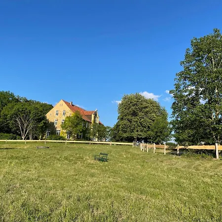 Naturnahes, Neu Moebl.Apartment, Hundefreundlich Neu Gaarz Exterior foto